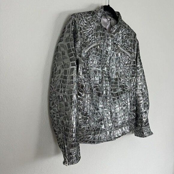 Chico's Woman's Silver Metallic Stone Print Zip Up Motorcycle Jacket Size 1 NWOT - Picture 9 of 11
